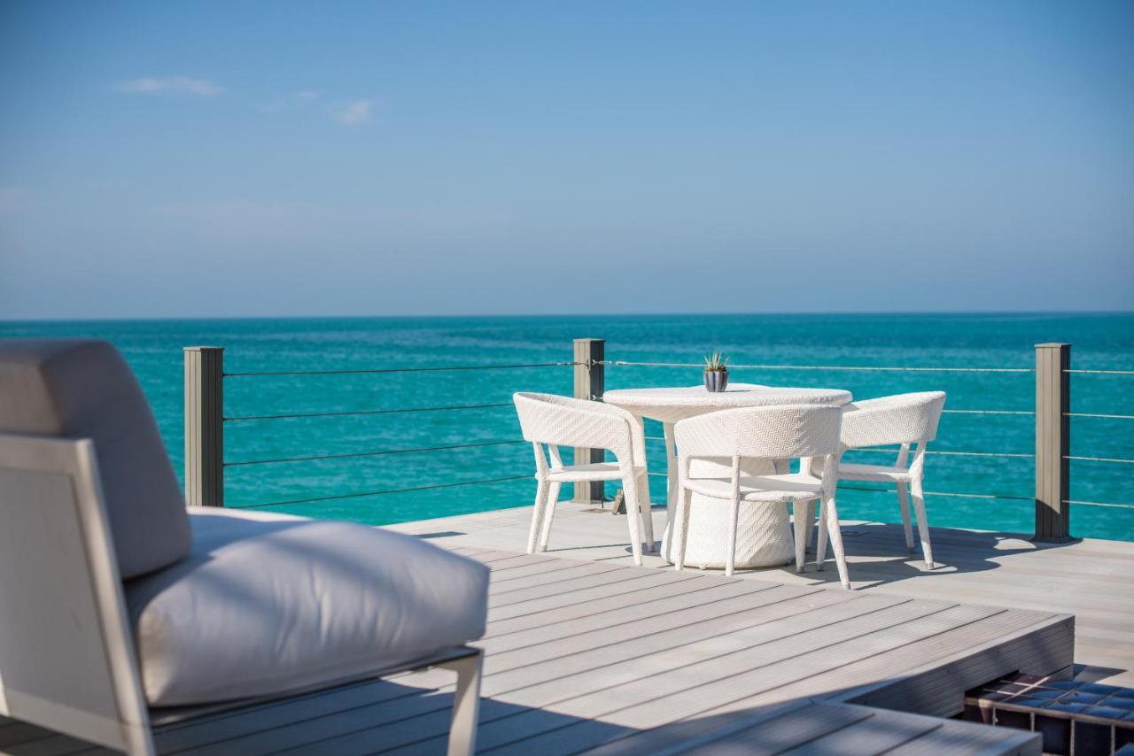 Nurai Island, Saadiyat Otel Abu Dabi Dış mekan fotoğraf View from the deck of a villa at Atlantis Paradise Island