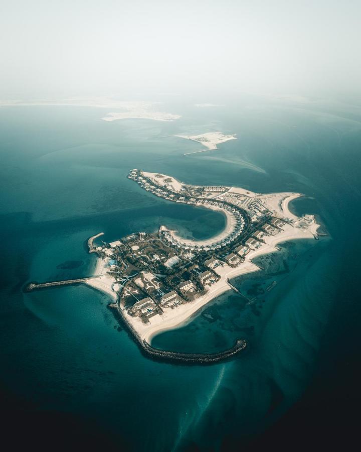 Nurai Island, Saadiyat Otel Abu Dabi Dış mekan fotoğraf Aerial view of the island